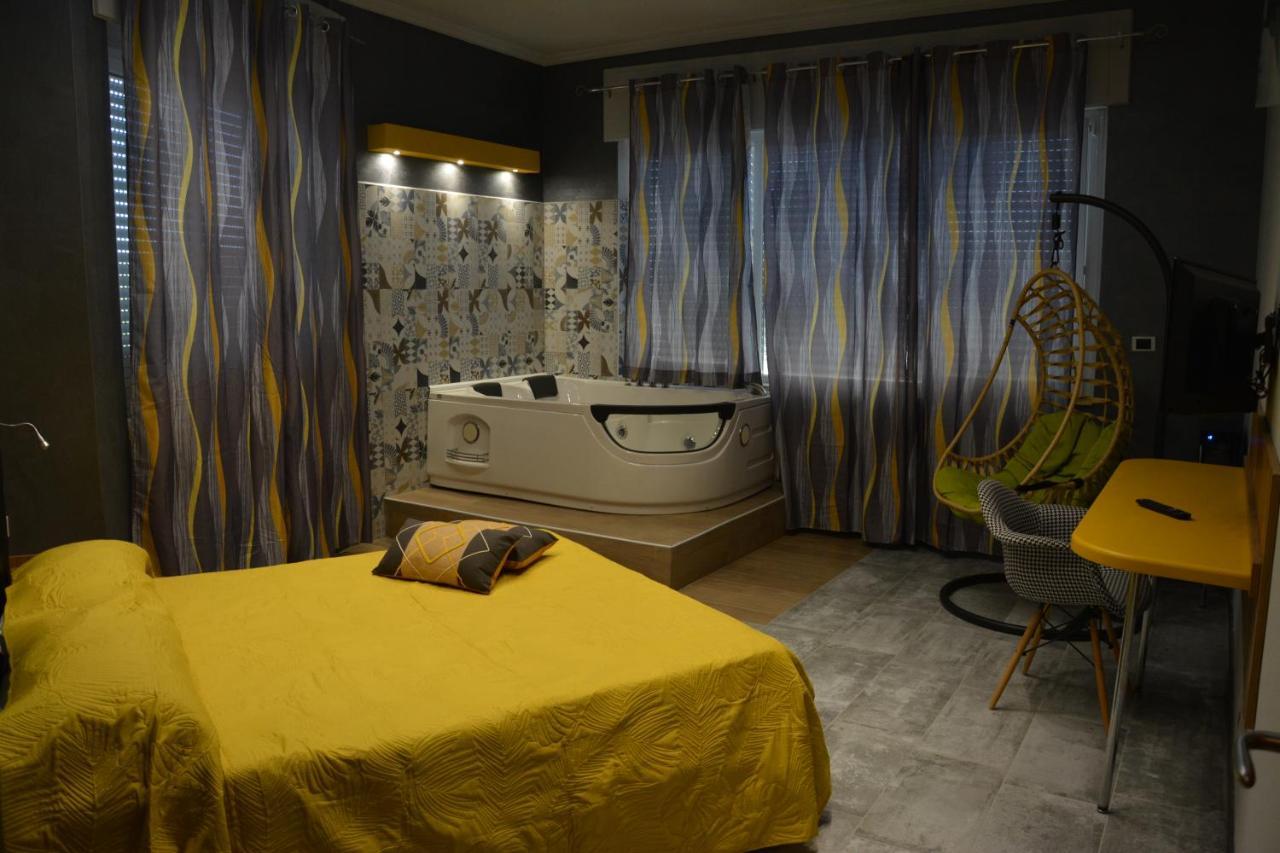 Hotel Royal Viverone Kültér fotó
