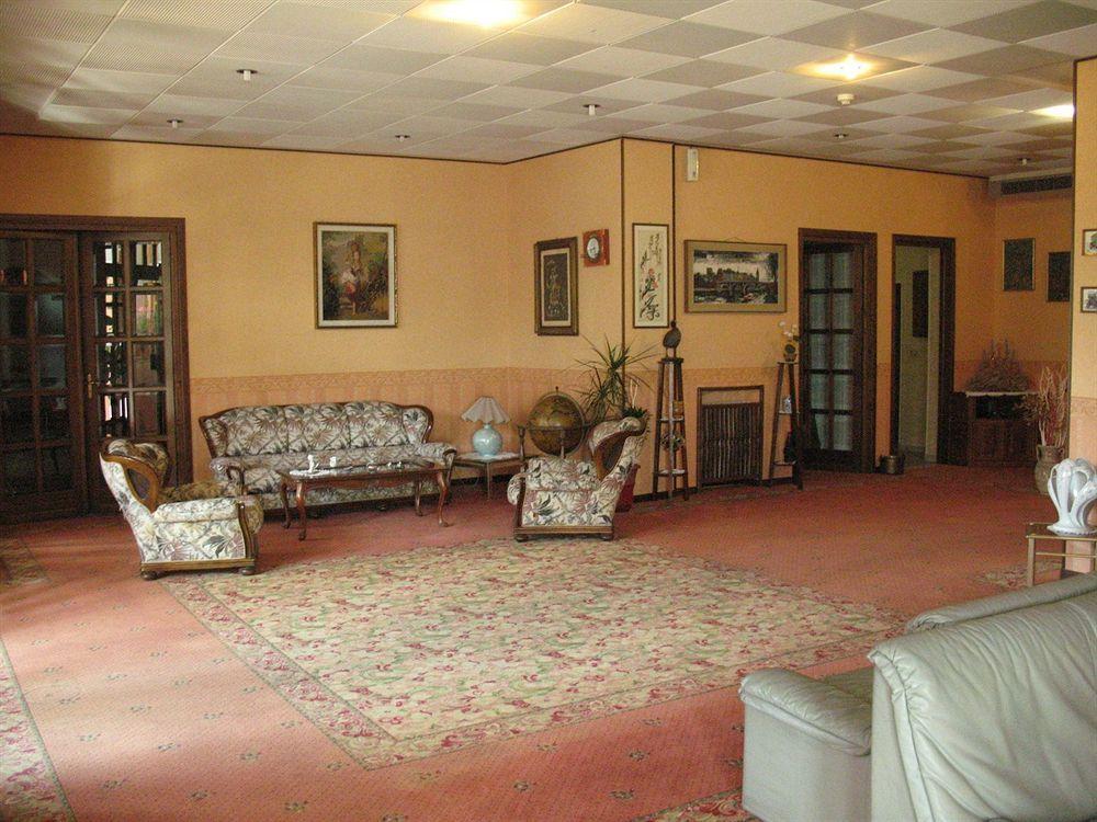 Hotel Royal Viverone Kültér fotó