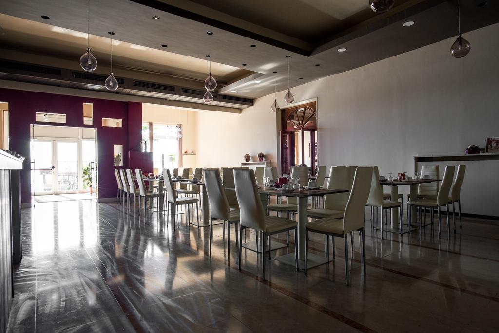 Hotel Royal Viverone Kültér fotó