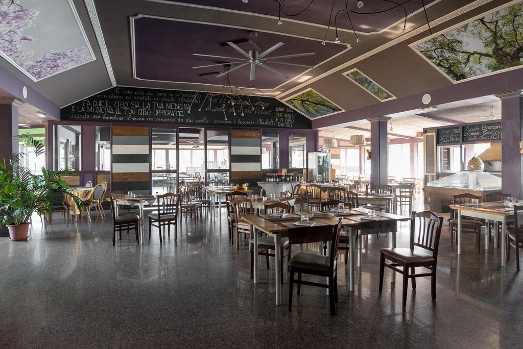 Hotel Royal Viverone Kültér fotó