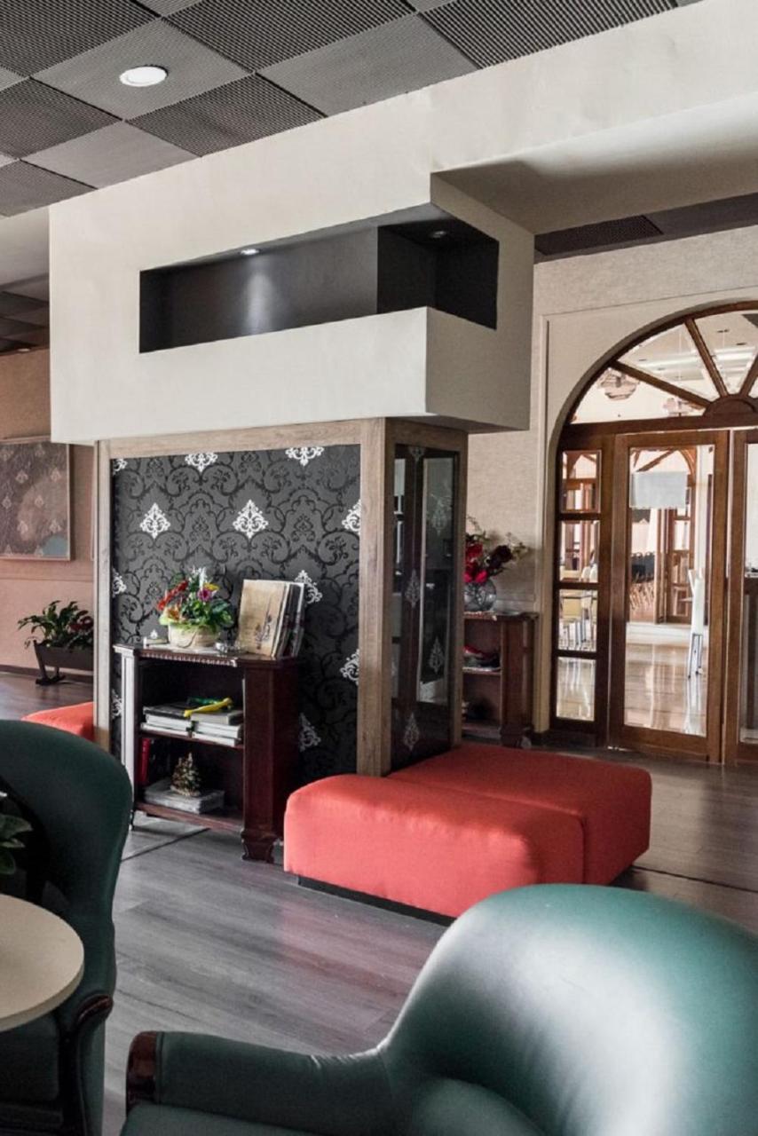 Hotel Royal Viverone Kültér fotó
