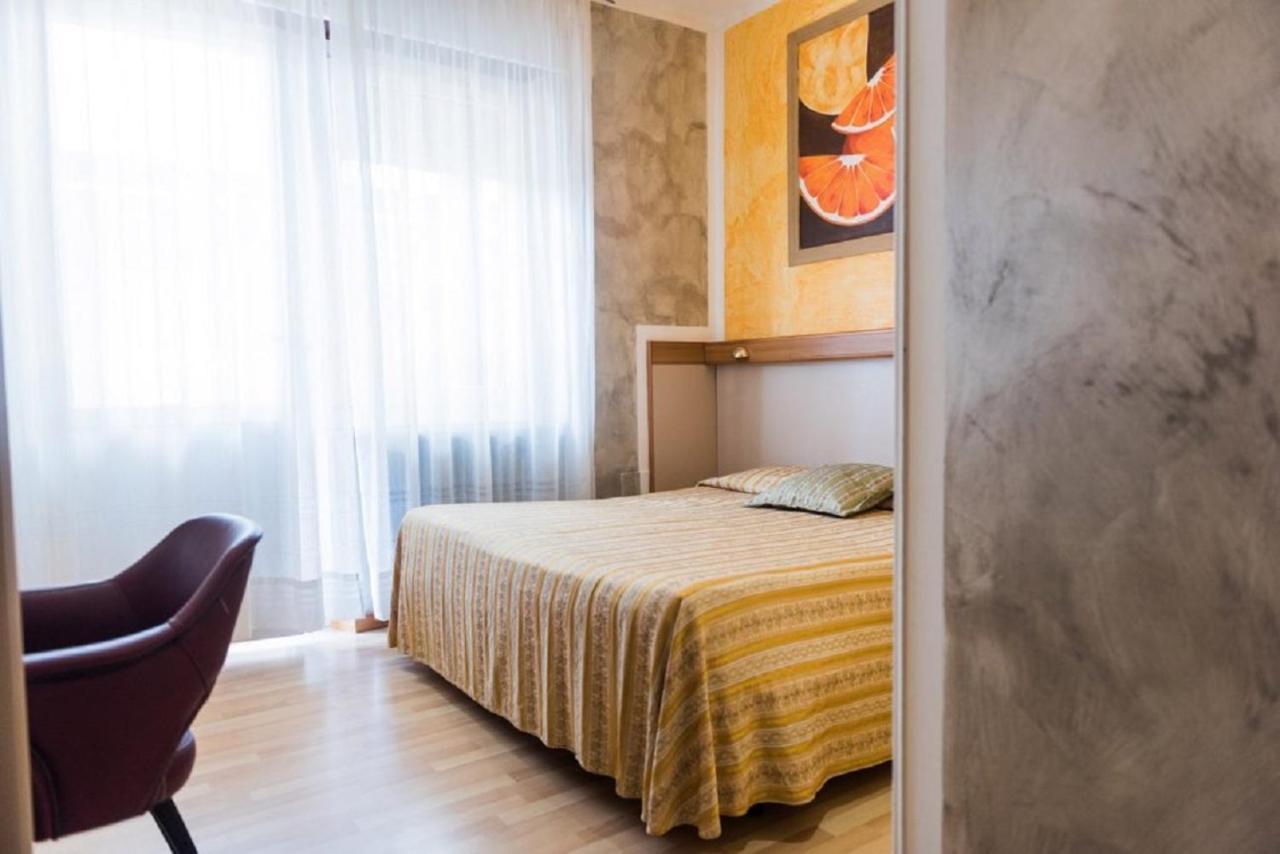 Hotel Royal Viverone Kültér fotó